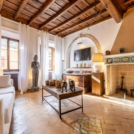 Navona Historic Lovely Flat *