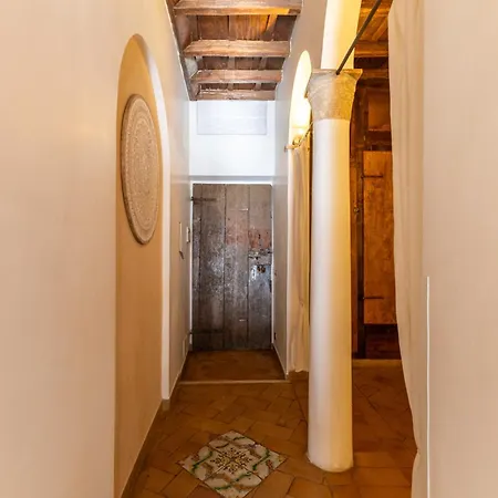 Navona Historic Lovely Flat *